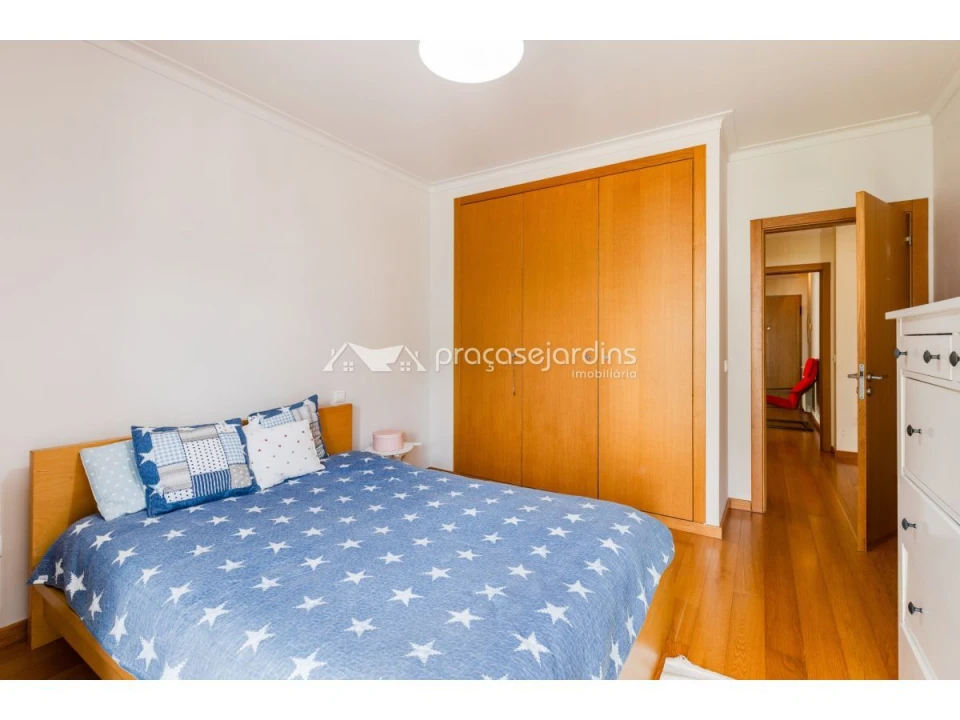 Apartamento T3 para Venda em Parceiros e Azoia Foto 18
