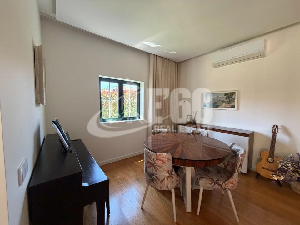 Moradia T4 para Venda em São Felix da Marinha Foto 10