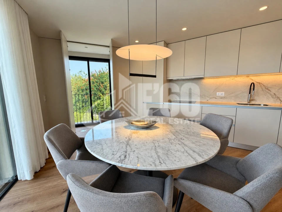 Apartamento T2 para Venda em Arcozelo Foto 7