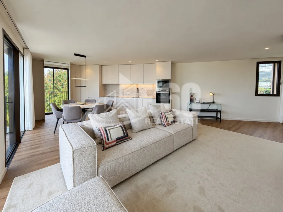 Apartamento T2 para Venda em Arcozelo Foto 1
