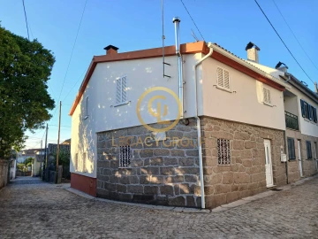 Moradia T3 para Venda em Ervedal e Vila Franca da Beira