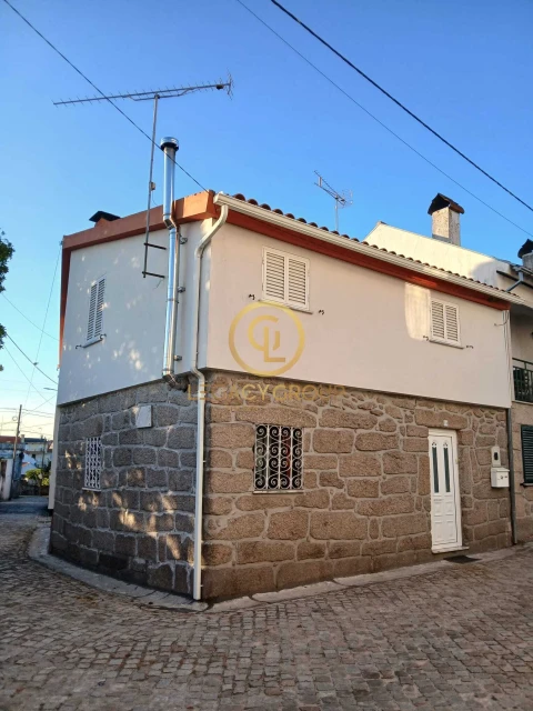 Moradia T3 para Venda em Ervedal e Vila Franca da Beira