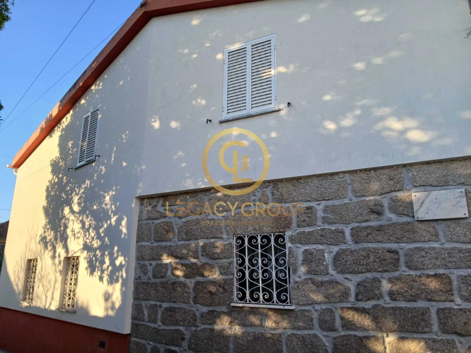 Moradia T3 para Venda em Ervedal e Vila Franca da Beira Foto 3