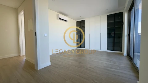 Apartamento T4 para Venda em Almancil