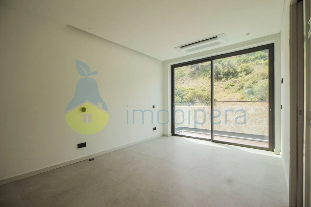 Moradia T4 para Venda em Albufeira e Olhos de Água Foto 19