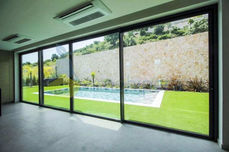 Moradia T4 para Venda em Albufeira e Olhos de Água Foto 25
