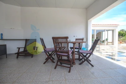 Moradia T2 para Venda em Alcantarilha e Pêra