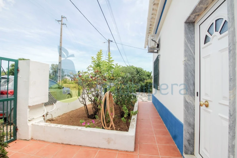Moradia T2 para Venda em Alcantarilha e Pêra Foto 4