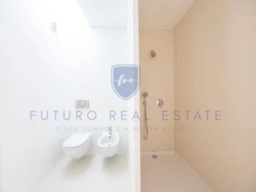 Moradia T3 para Venda em São Martinho