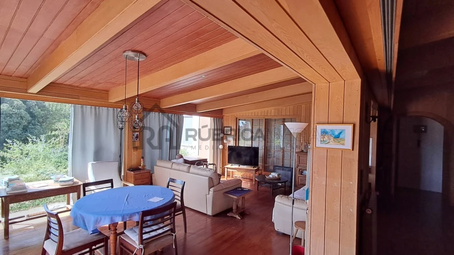Moradia T5 para Venda em Santa Barbara de Nexe Foto 14