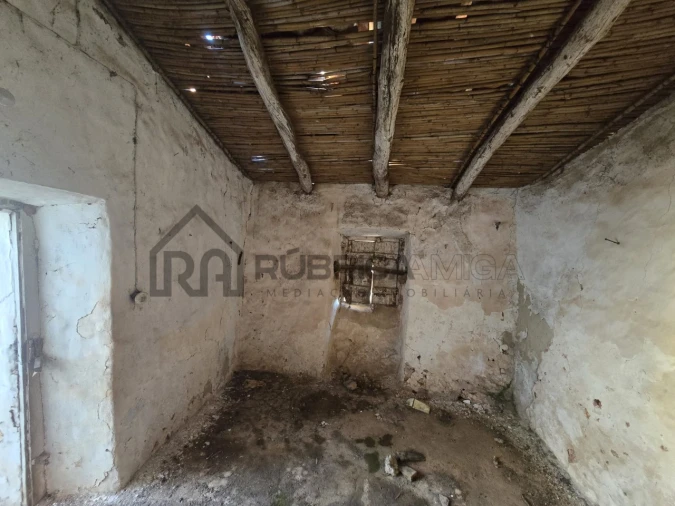 Moradia para Venda em Salir Foto 5