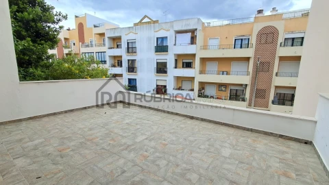Moradia T3 para Venda em Loule (São Clemente)