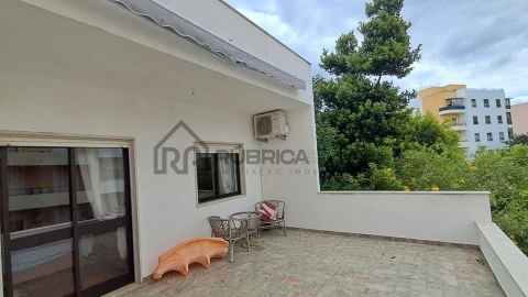 Moradia T3 para Venda em Loule (São Clemente)