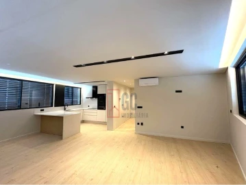Apartamento T2 para Venda em Gondomar (São Cosme), Valbom e Jovim