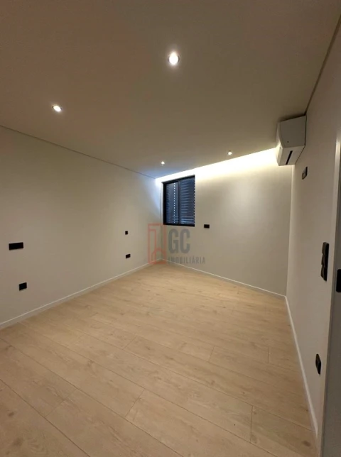 Apartamento T2 para Venda em Gondomar (São Cosme), Valbom e Jovim