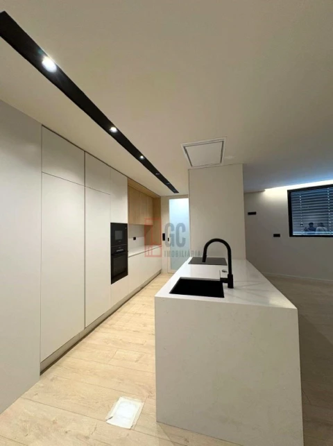 Apartamento T2 para Venda em Gondomar (São Cosme), Valbom e Jovim