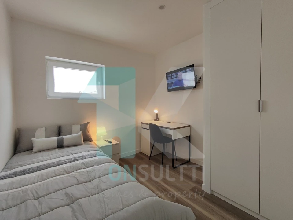 Quarto para Arrendamento em São Domingos de Rana Foto 1