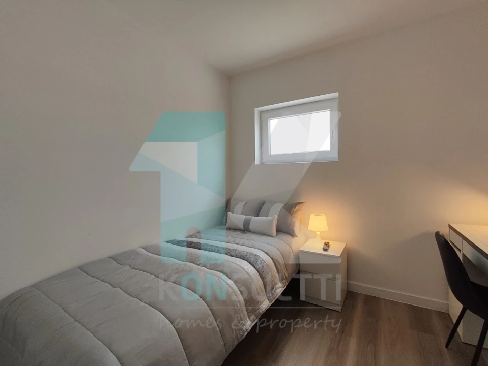 Quarto para Arrendamento em São Domingos de Rana Foto 2