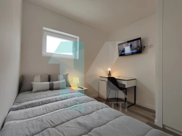 Quarto para Arrendamento em São Domingos de Rana