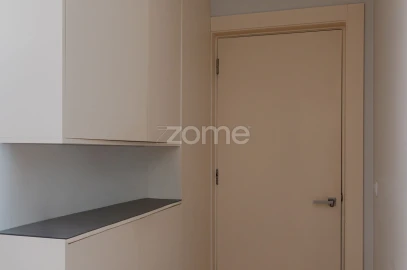 Apartamento T2 para Venda em Mafamude e Vilar do Paraíso