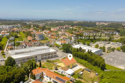Moradia T8 para Venda em Paços de Brandão