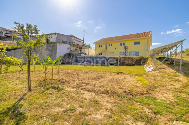 Moradia T8 para Venda em Paços de Brandão Foto 36