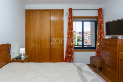 Apartamento T2 para Venda em Arcozelo
