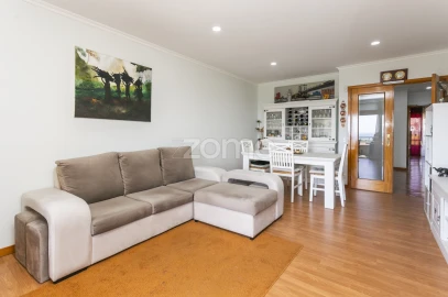 Apartamento T2 para Venda em Arcozelo