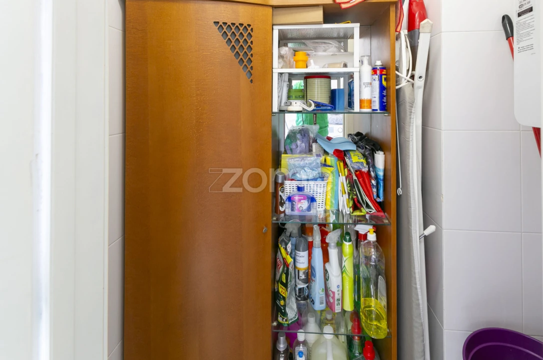 Apartamento T2 para Venda em Arcozelo Foto 20