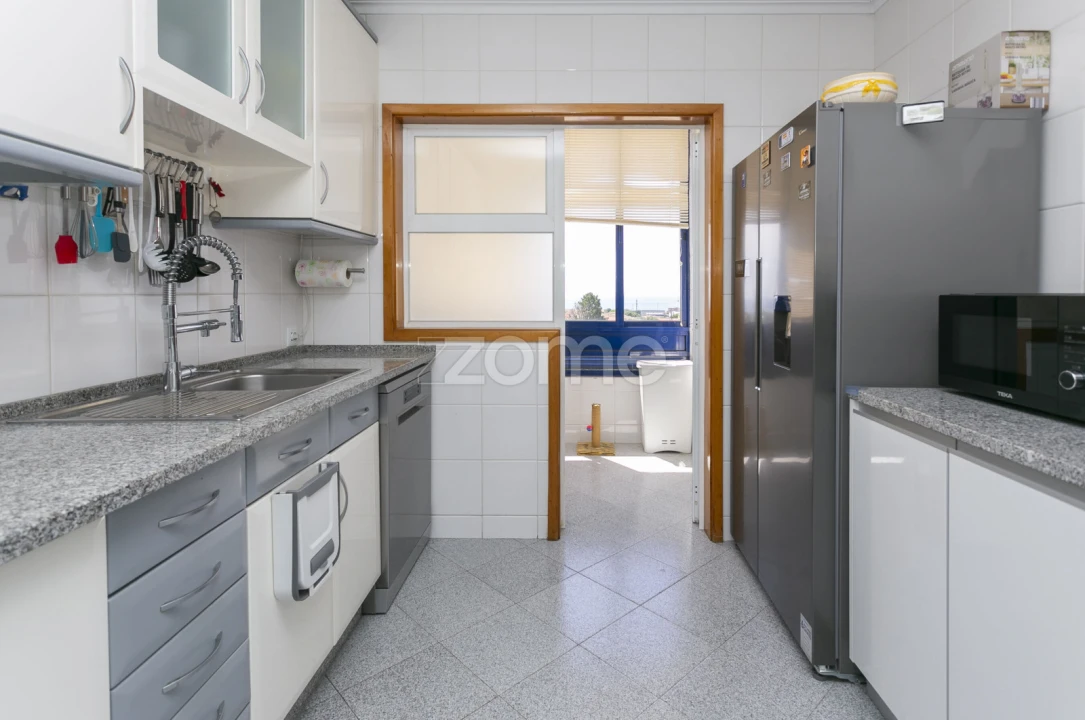 Apartamento T2 para Venda em Arcozelo Foto 16