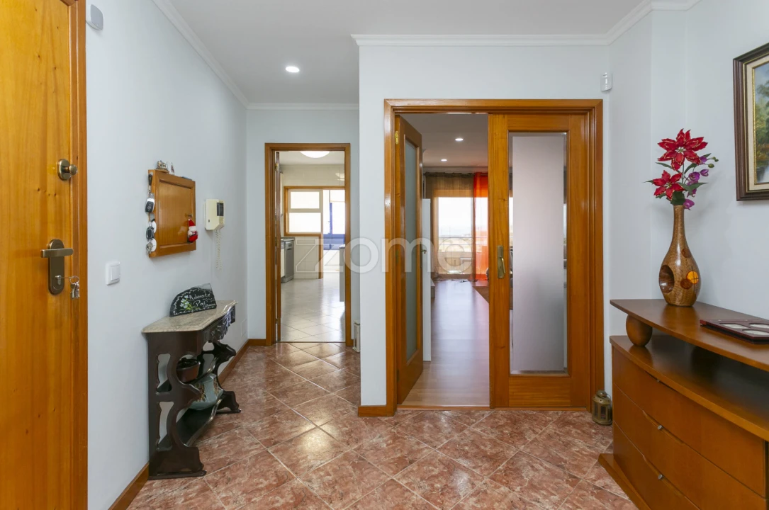 Apartamento T2 para Venda em Arcozelo Foto 13