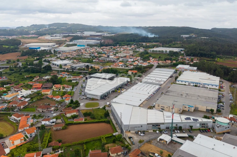Terreno Comércio / Armazém para Venda em Santo Tirso, Couto (Santa Cristina e São Miguel) e Burgães Foto 18