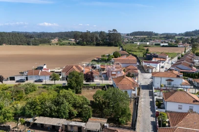 Moradia T4 para Venda em Vilar e Mosteiró