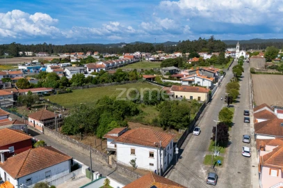 Moradia T4 para Venda em Vilar e Mosteiró