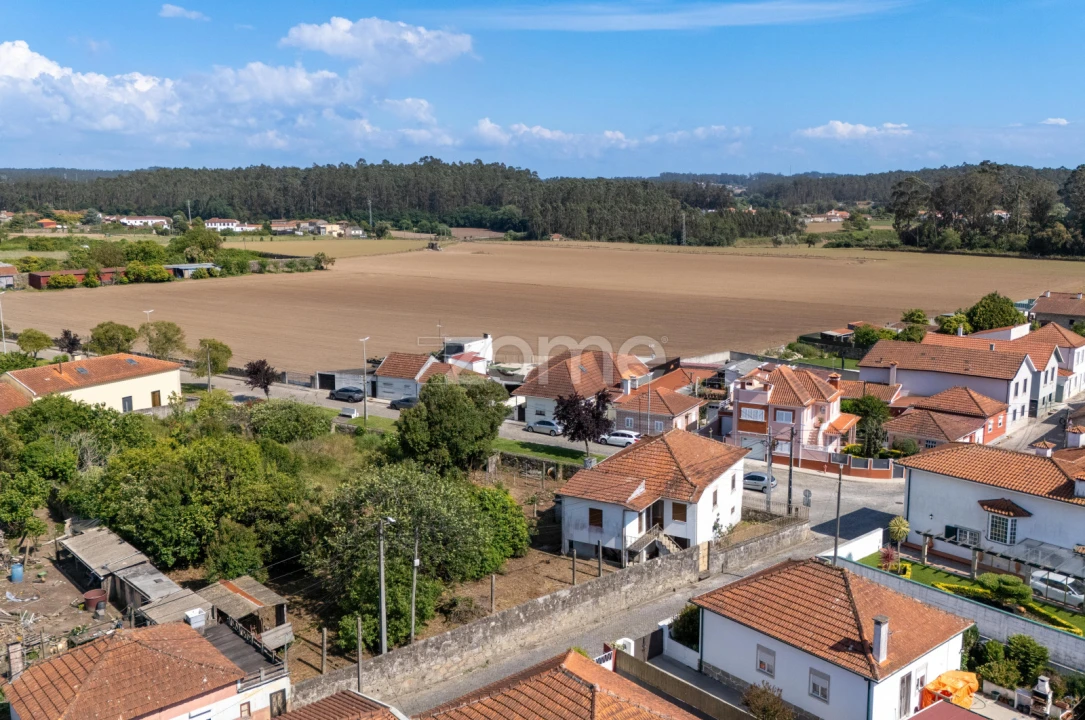 Moradia T4 para Venda em Vilar e Mosteiró Foto 16