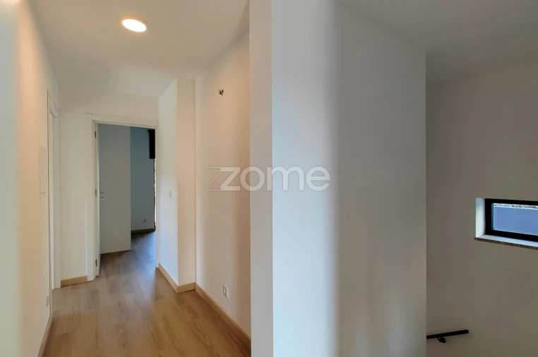 Moradia T3 para Arrendamento em Aboadela, Sanche e Várzea Foto 17