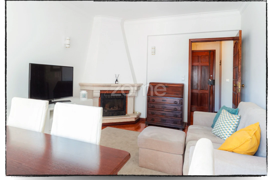 Apartamento T2 para Venda em Carcavelos e Parede Foto 19