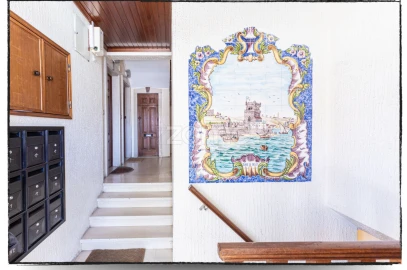 Apartamento T2 para Venda em Carcavelos e Parede