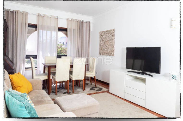 Apartamento T2 para Venda em Carcavelos e Parede Foto 16
