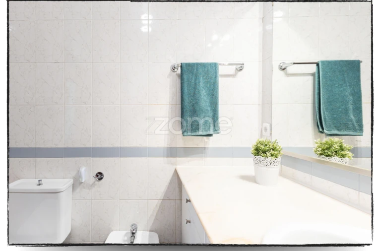 Apartamento T2 para Venda em Carcavelos e Parede Foto 39