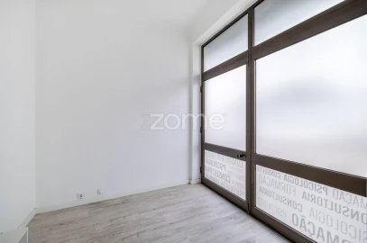 Negócio para Venda em Marrazes e Barosa