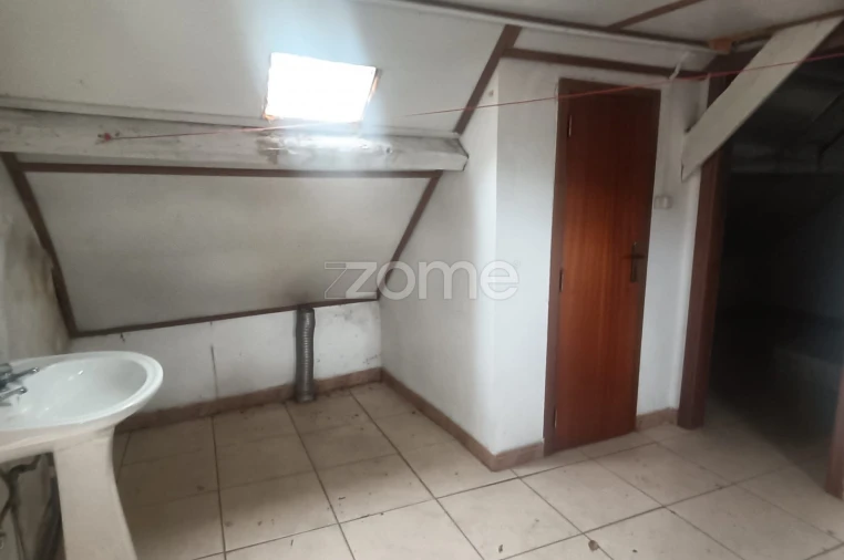 Prédio para Venda em Covilhã e Canhoso Foto 29