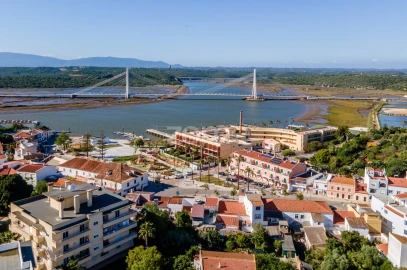 Moradia T4 para Venda em Estômbar e Parchal