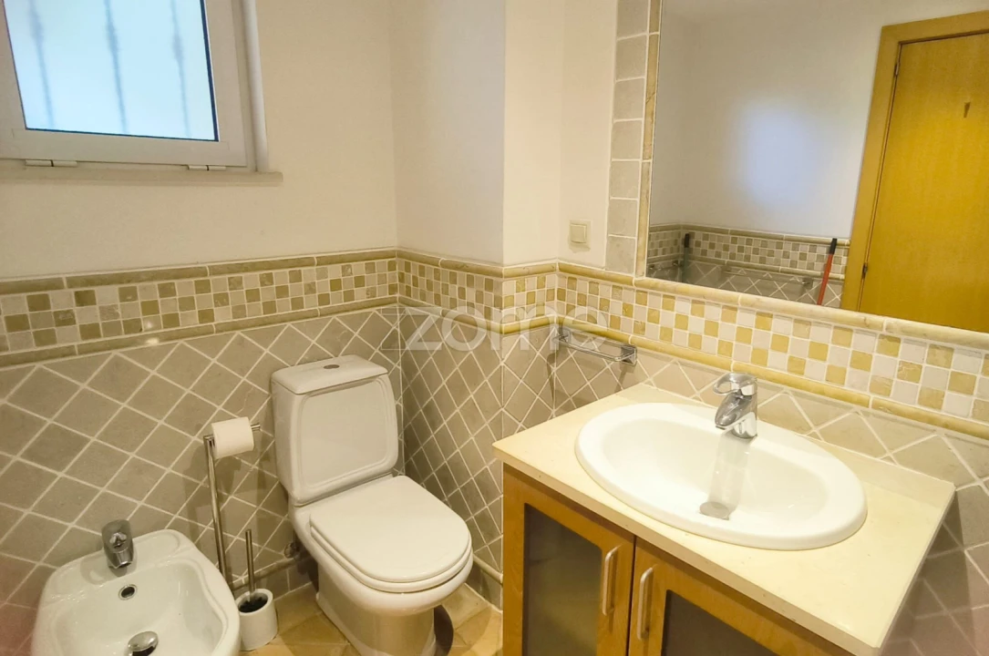 Apartamento T1 para Arrendamento em Alvor Foto 12