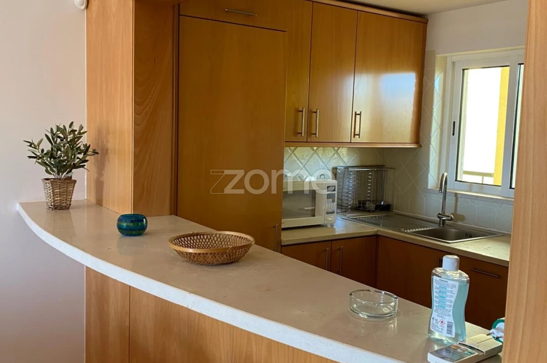Apartamento T1 para Arrendamento em Alvor Foto 3