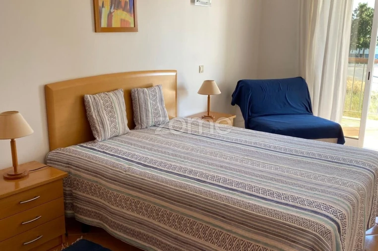 Apartamento T1 para Arrendamento em Alvor Foto 7