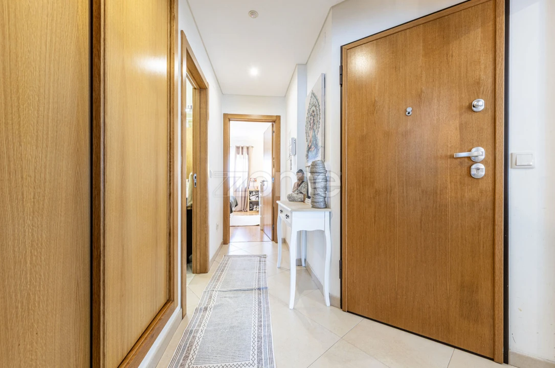 Apartamento T2 para Venda em Algueirão-Mem Martins Foto 5
