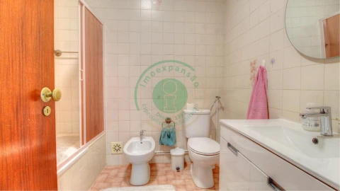 Apartamento T2 para Arrendamento em Buarcos