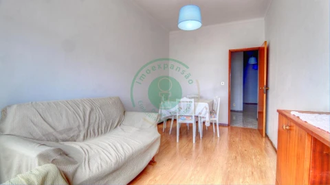 Apartamento T2 para Arrendamento em Buarcos