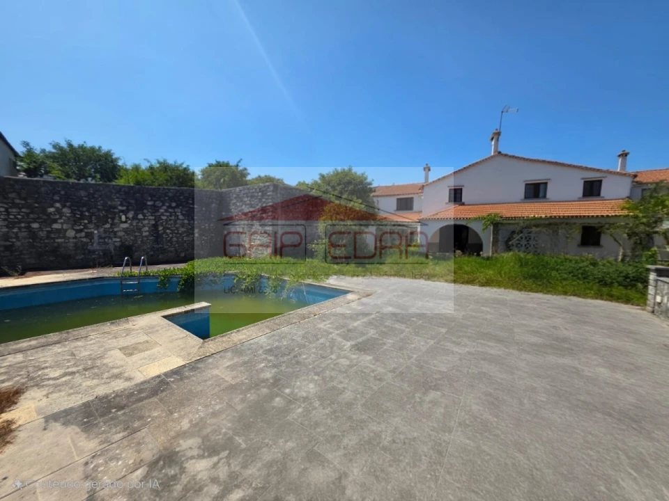 Moradia T11 para Venda em Maiorca Foto 1